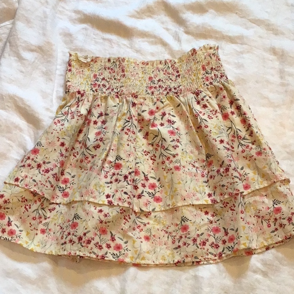NWT Dizzy Lizzie Floral Smocked Skirt Size Small